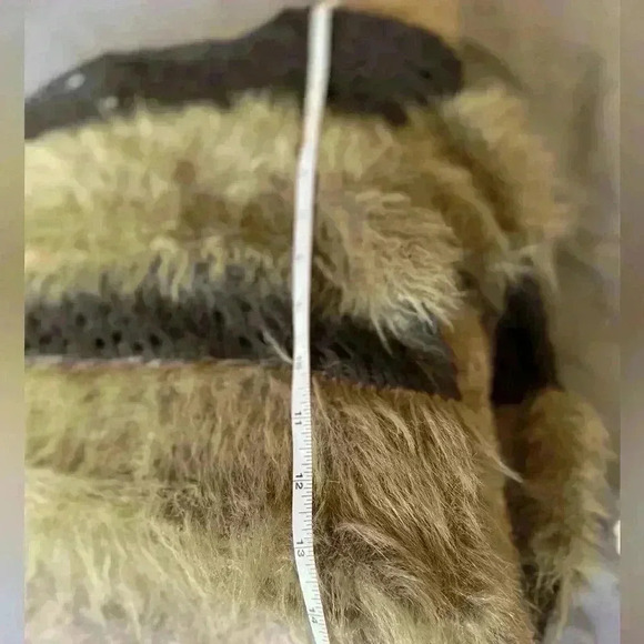 Free Gift With Purchase-Cut-Out Patchwork Border Mohair Knit Crop-Top - Picture 6 of 9